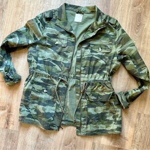SO Camouflage Jacket - Green